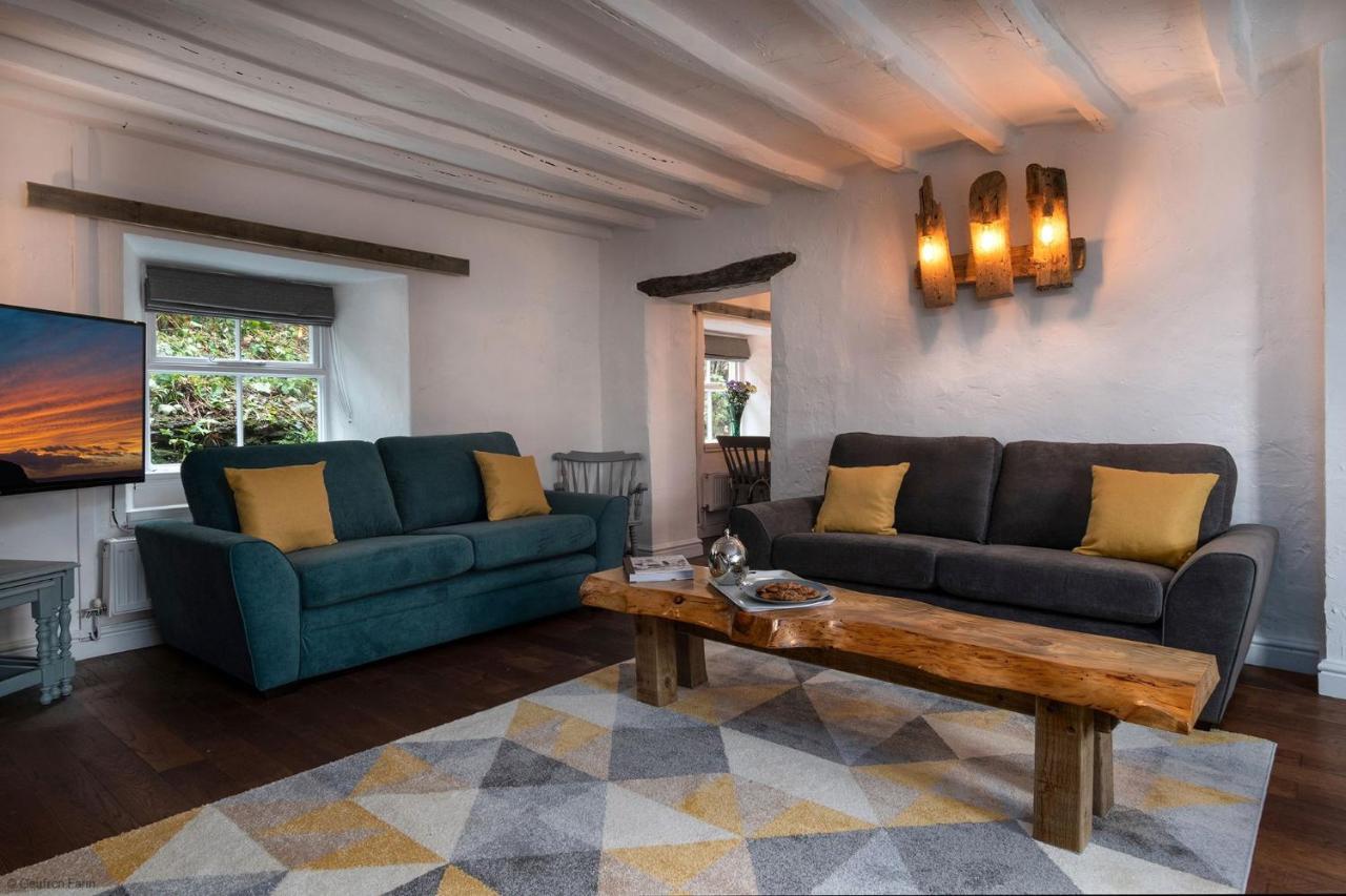 Farmhouse & Cottage At Geufron Farm - Dog Friendly Bryn-crug Экстерьер фото