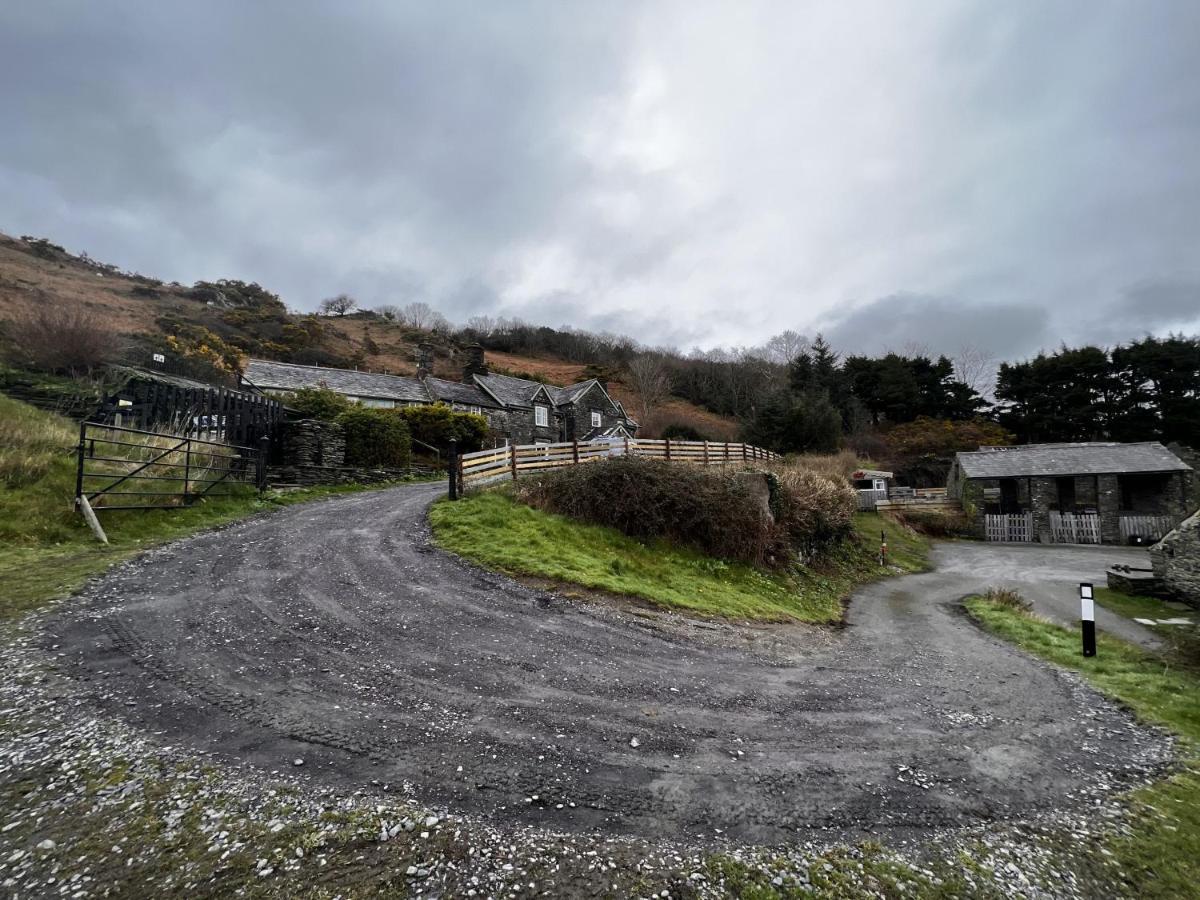 Farmhouse & Cottage At Geufron Farm - Dog Friendly Bryn-crug Экстерьер фото